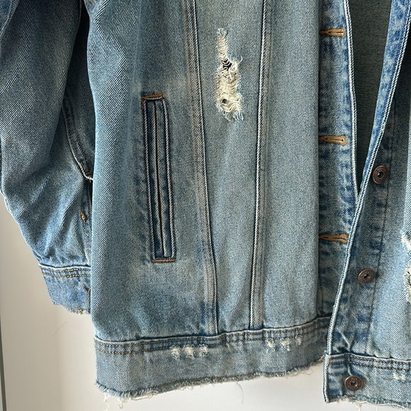 Oversized Zara jean jacket - Picture 3 of 7